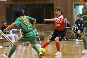 (8)安部。決勝でのゴールこそなかったが、仕掛けどころを見極める試合勘は見事。