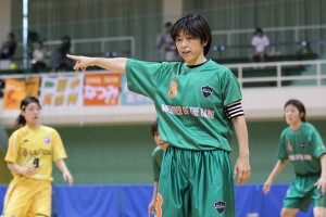 昨年の得点王、森本はこの試合4ゴール。2年連続のタイトルへ2位以下を大きく引き離している。